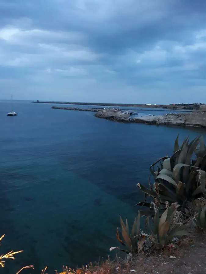 Villa Enza Cinisi 0*,  Italië