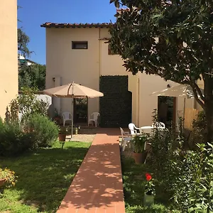  Pensión Il Naif Italia